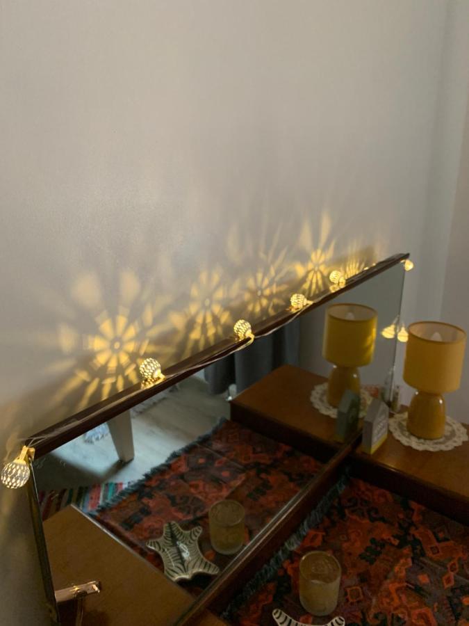 Cosy Quirky Alwaha-Arabic For Oasis Apartment Johnstone Exterior photo